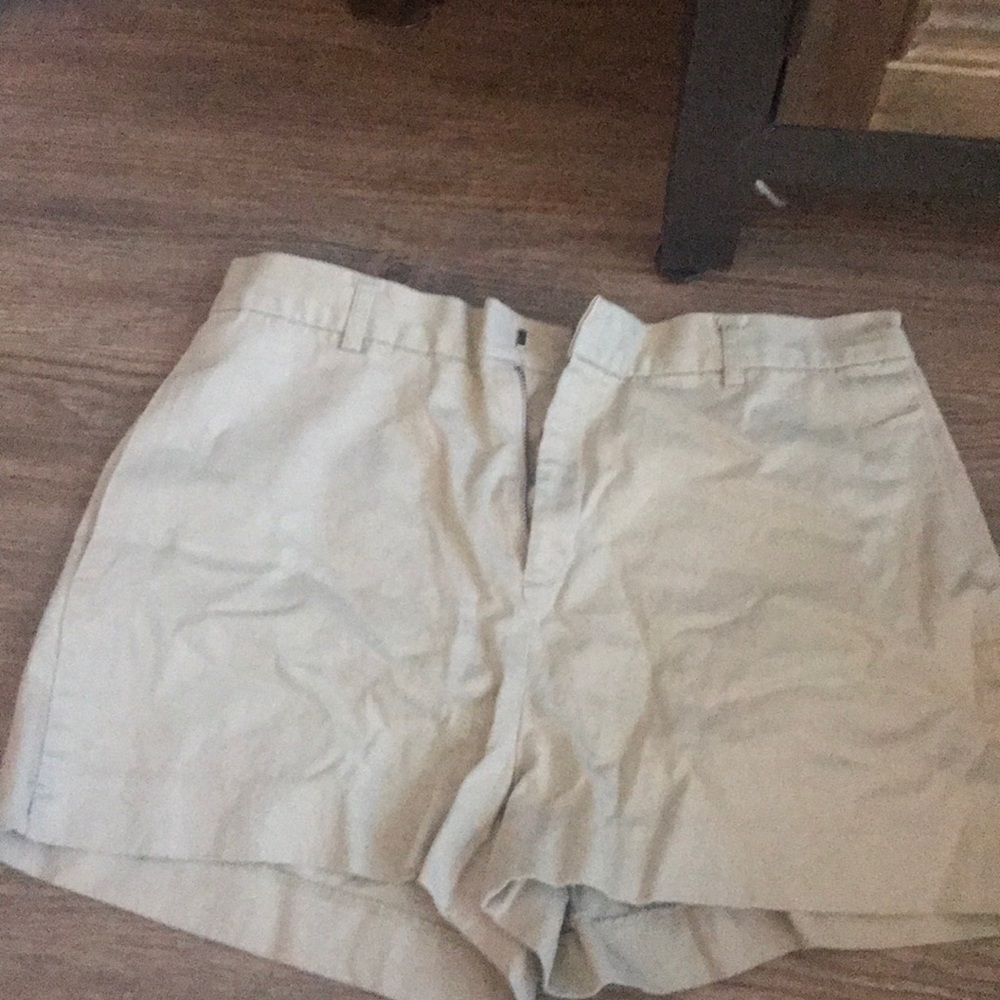Gap khaki shorts